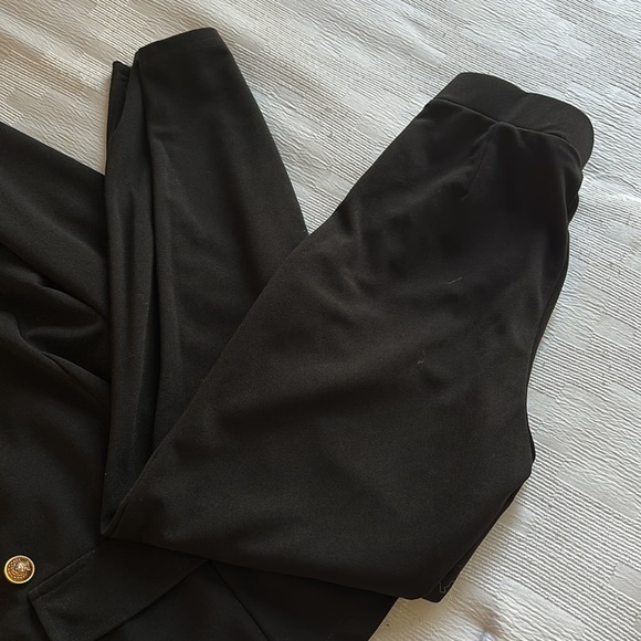 Chicme - Large Black Suit 2pc set / gold trim buttons - Picture 3 of 4